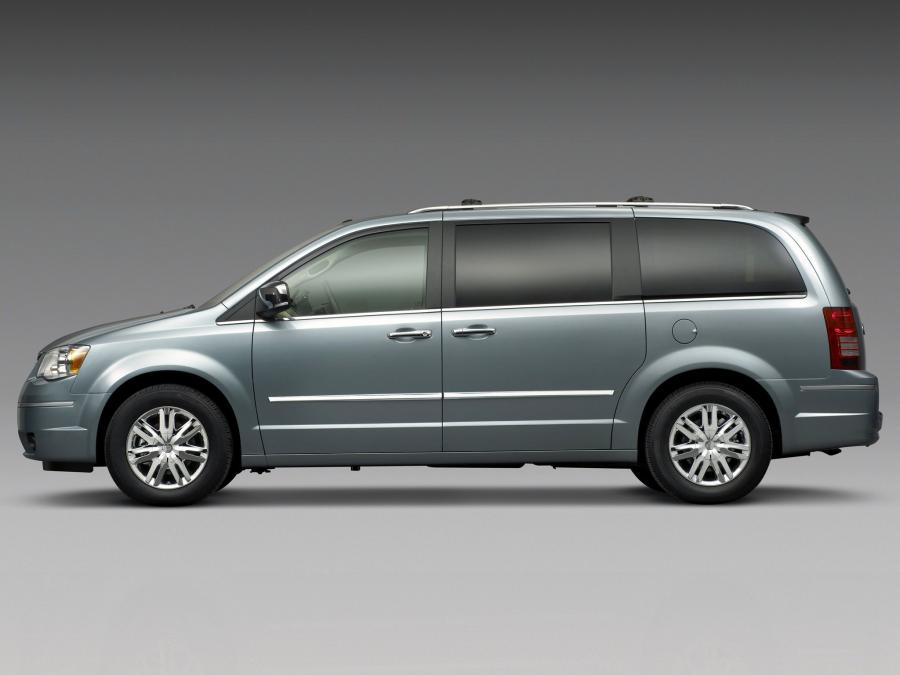  Chrysler Town & Country 2007 года  (фото 14 из 24)